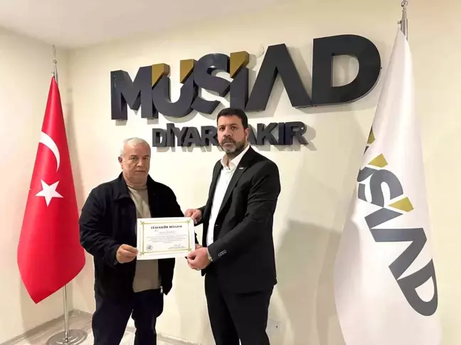 MÜSİAD Başkanı Mehmet Bozkuş'a Hayvan Hakları İçin Teşekkür Plaketi