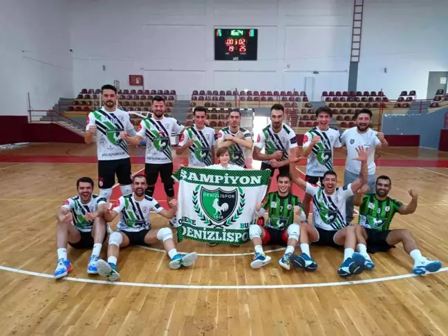 Denizlispor Cavidil Voleybol Takımı, 07 Gazispor'u 3-0 Yenerek Liderliğe Yükseldi