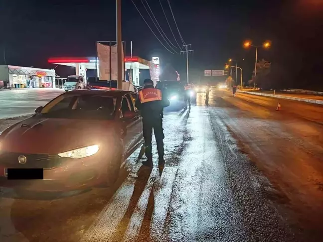 Aydın'da Jandarmadan 'Sıcak Nokta' Uygulaması: 942 Şahıs Sorgulandı