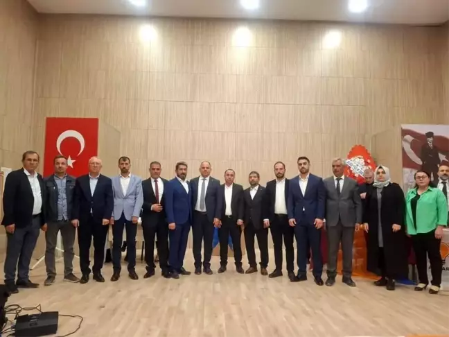 AK Parti Selendi İlçe Başkanlığına Şafak Aydoğuş seçildi