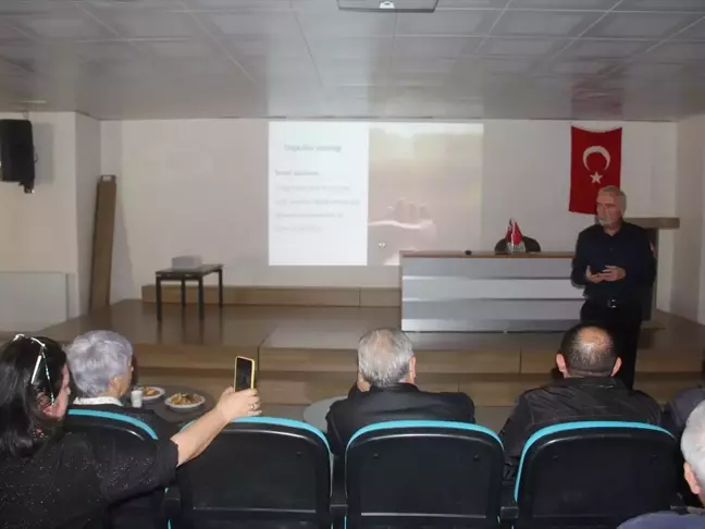 Zara'da 'Doğa Okur Yazarlığı' Semineri Gerçekleşti