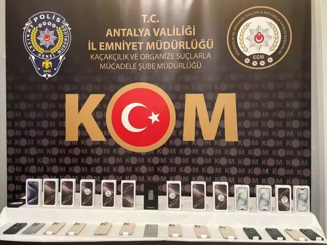 Antalya'da Kaçakçılık Operasyonu: 11 Gözaltı