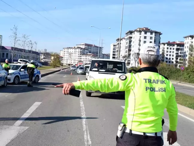 Ordu'da Trafik Denetimlerinde 17 Bin Araç Kontrol Edildi