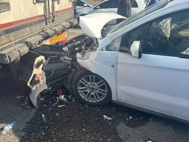 Batman'da Zincirleme Trafik Kazası: 6 Yaralı