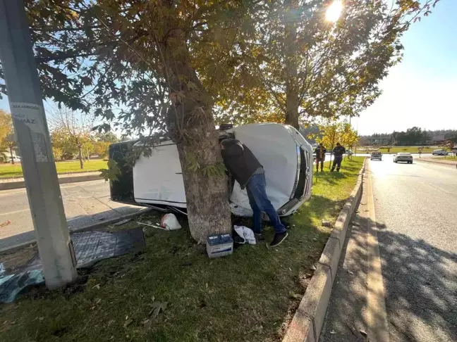 Kahramanmaraş'ta Kamyonet Kazası: 5 Yaralı