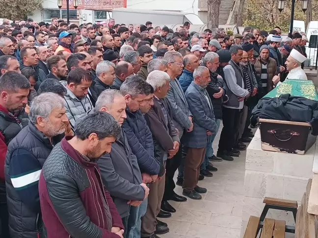 Gemerek'te Trafik Kazasında Hayatını Kaybeden Belediye Meclis Üyesi Orhan Toker'in Cenazesi Defnedildi