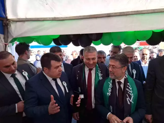 Tarım ve Orman Bakanı Yumaklı, Kilis Zeytin Festivali'nde Kooperatif Stantlarını Ziyaret Etti