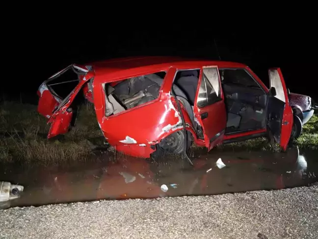 Kastamonu'da Trafik Kazasında 1 Kişi Hayatını Kaybetti, 2 Kişi Yaralandı