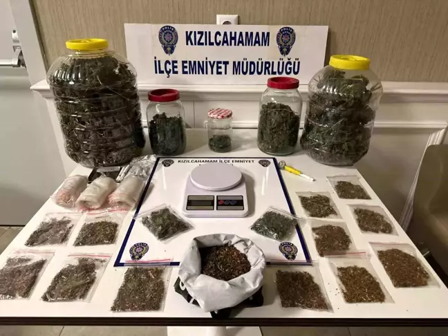 Kızılcahamam'da Uyuşturucu Operasyonu: 4 Kilogram Esrar Ele Geçirildi