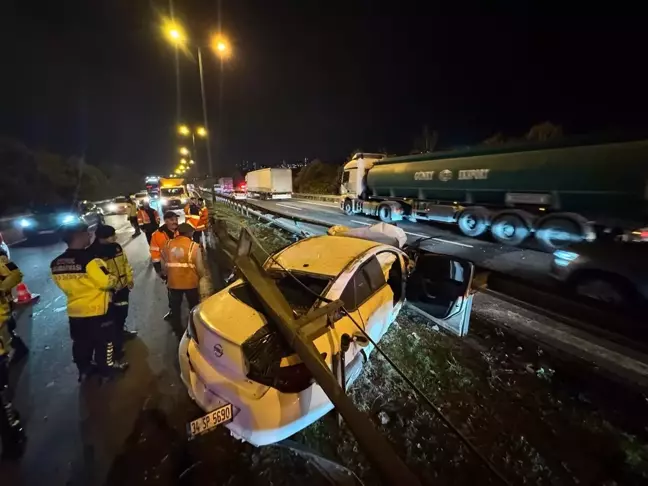 Anadolu Otoyolu'nda Trafik Kazası: Sürücü Yaralandı