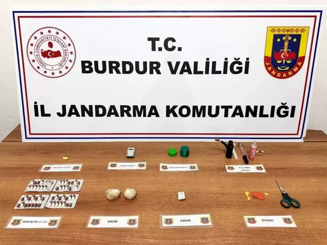 Burdur'da Kaçakçılık ve Uyuşturucu Operasyonlarında 5 Tutuklama