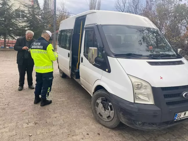 Yozgat'ta Jandarma'dan Öğrenci Servislerine Trafik Denetimi