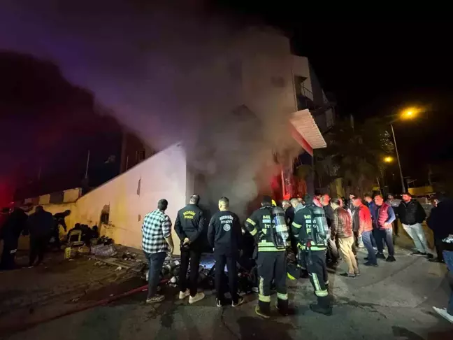 Mersin'de Tekstil Atölyesinde Yangın: 4 İşçi Hastaneye Kaldırıldı