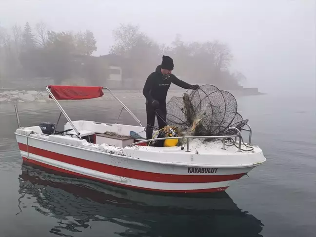 Sapanca Gölü'nden Hayalet Ağlar Çıkarıldı