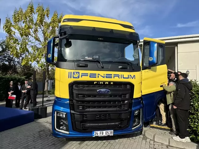 Fenerbahçe'nin Yeni Mobil Mağazaları Tanıtıldı