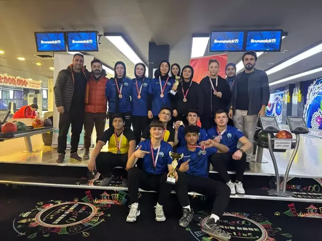 Mudurnu'da Bowling Müsabakaları Düzenlendi