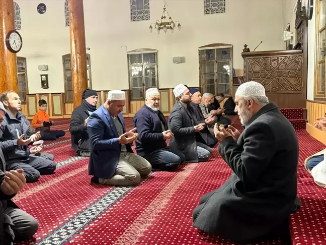 İskilip'te Ailelerle Cuma Sabahı Namaz Buluşması Başlatıldı