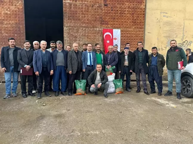 Hakkari'de Çiftçilere Tohum Desteği Sağlandı