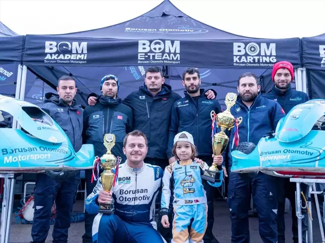 Borusan Otomotiv Motorsport ve BOM Karting Takımı Şampiyonluk İçin Piste Çıkıyor