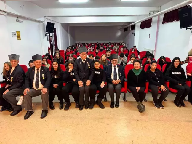 Eskişehir'de Gaziler Kenan Yalçın Anadolu Lisesi Öğrencileriyle Buluştu