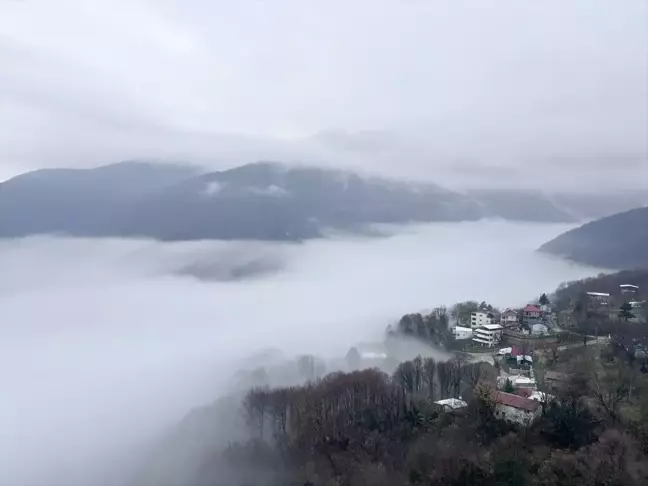 Çalıkuşu Romanının Efsanevi Mahallesi Zeyniler Sis Tabakasıyla Kaplandı