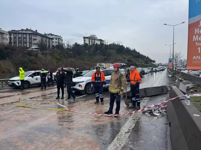 Maltepe'de Midibüs Devrildi: 1 Ölü, 7 Yaralı