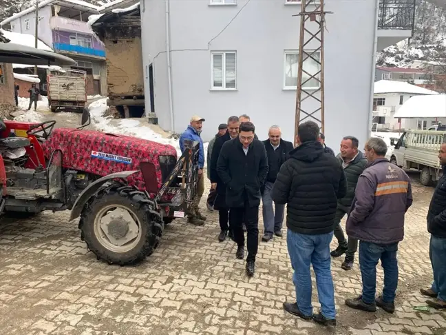 Almus Kaymakamı Çömen, Karadere Köyü'nü Ziyaret Etti