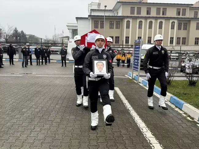 Düzce'de Merhum Polis Memuru Birol Özcan İçin Tören Düzenlendi