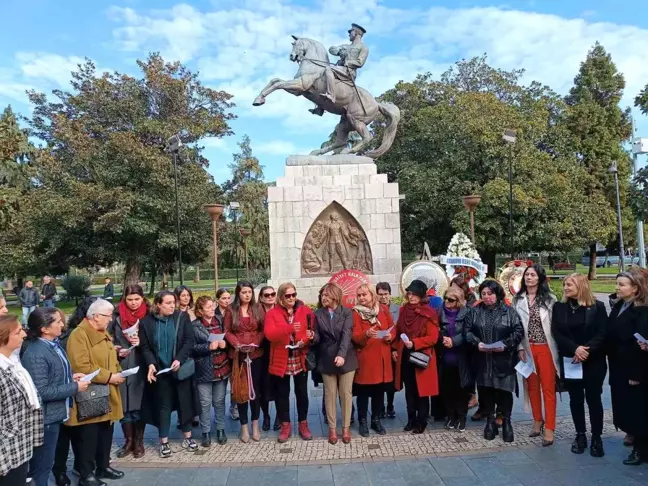 Samsun'da 5 Aralık Dünya Kadın Hakları Günü Töreni