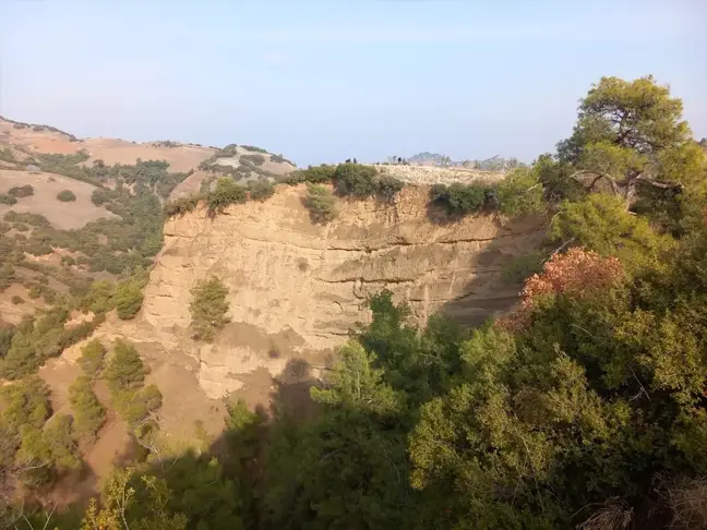 Manisa'da Kayıp Kişinin Cansız Bedeni Uçurumda Bulundu