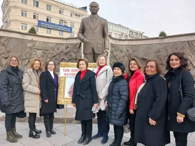 Türk Kadınlar Birliği'nden Seçme ve Seçilme Hakkının 90. Yıl Dönümü Töreni