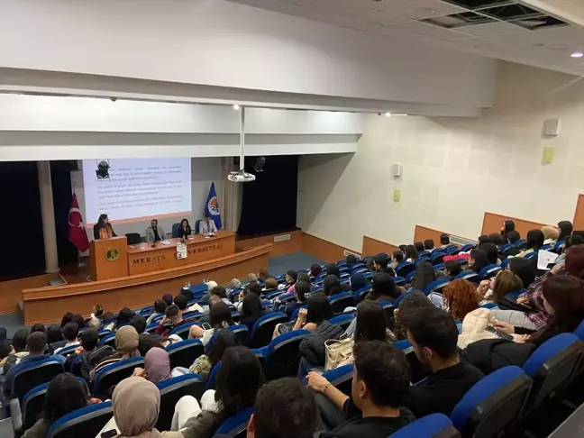 Mersin Üniversitesi'nde Kadına Yönelik Şiddet Paneli Düzenlendi