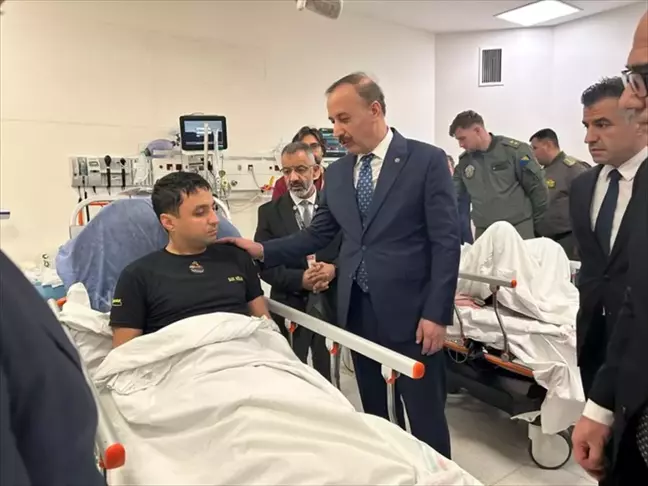 Isparta Valisi Erin, helikopter kazasının ardından hastaneye kaldırılan askerleri ziyaret etti