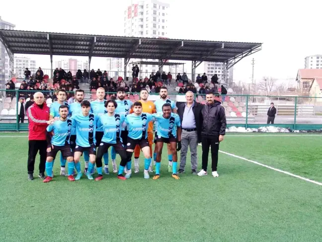 EMT Döğergücü FK, Kocasinan Yemlihaspor'u 3-0 Yenerek Liderliğini Sürdürdü