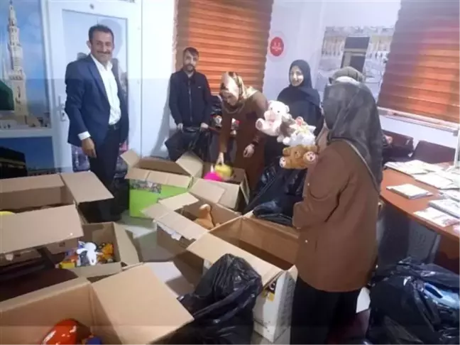 Kur'an Kursları İçin Hayır Panayırı Düzenlendi