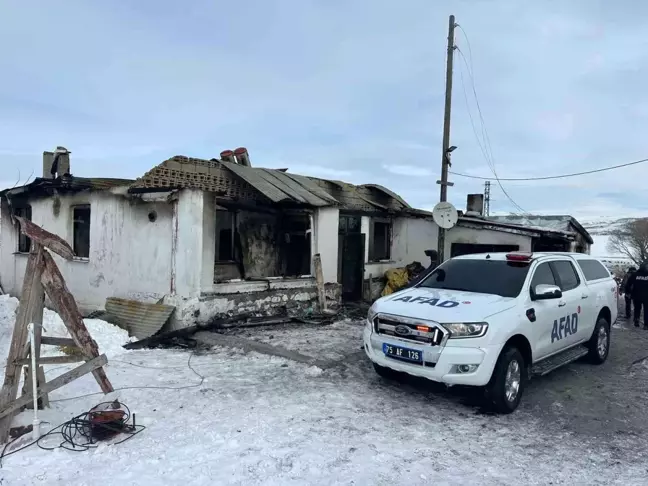 Ardahan'da Yangın, Bir Evi Küle Çevirdi