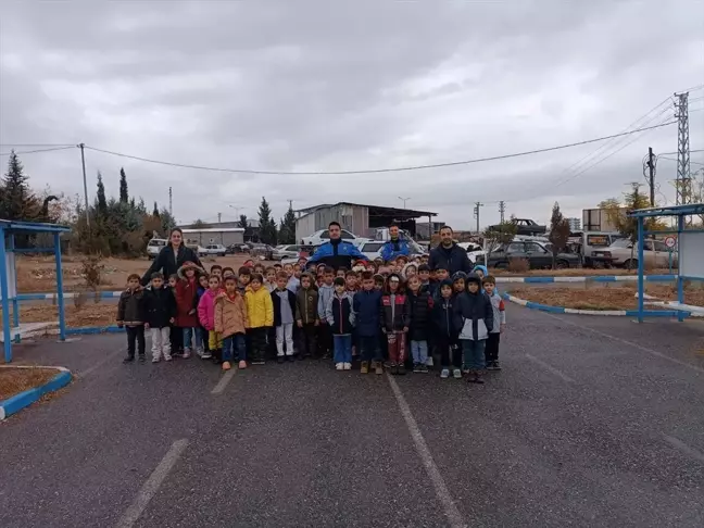 Kahta'da Öğrencilere Trafik ve Çevre Bilinci Eğitimi