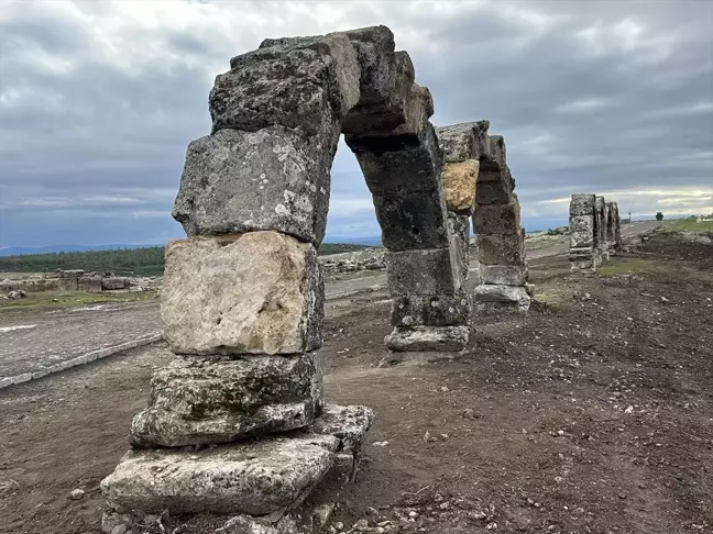 Blaundos Antik Kenti'nde 5 Su Kemerinin Restore Edilmesi Tamamlandı