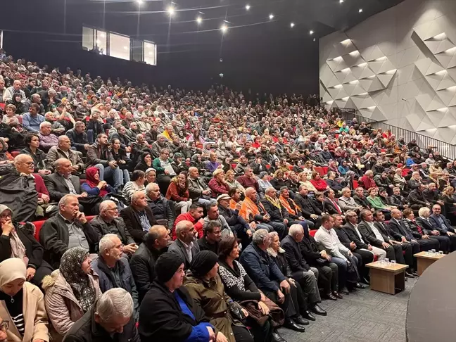 Denizli'de Uluslararası Ege Aşıklar Bayramı Coşkusu