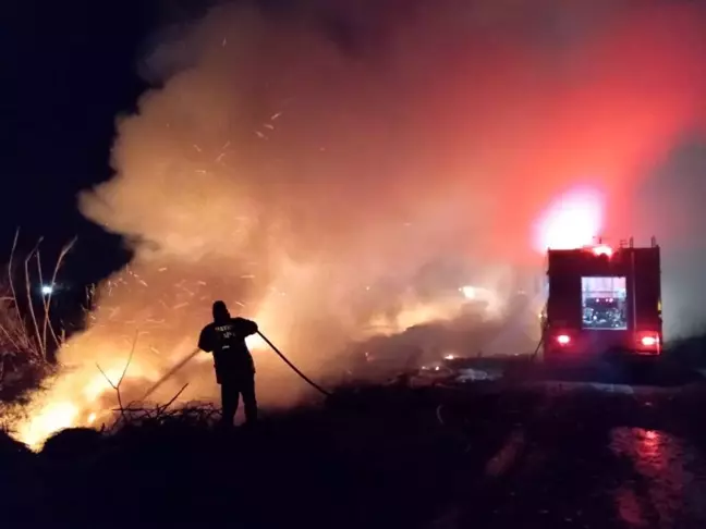 Hatay'da Sazlık Alanda Yangın Kontrol Altına Alındı