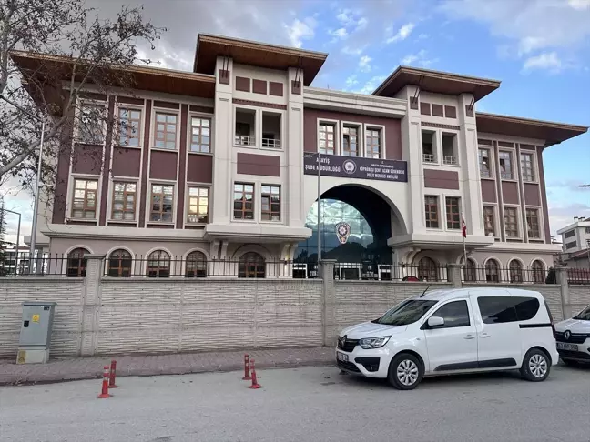 Konya'da Alacak Meselesi Yüzünden Kanlı Kavga: Bir Ölü