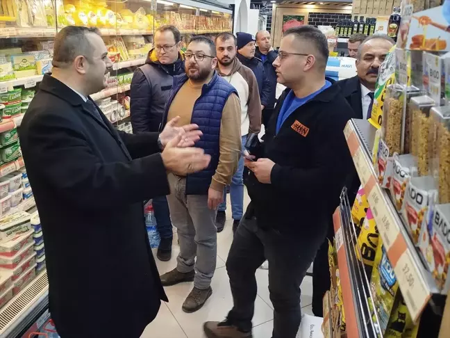 Boyabat'ta Marketlerde Fiyat ve Etiket Denetimi Yapıldı