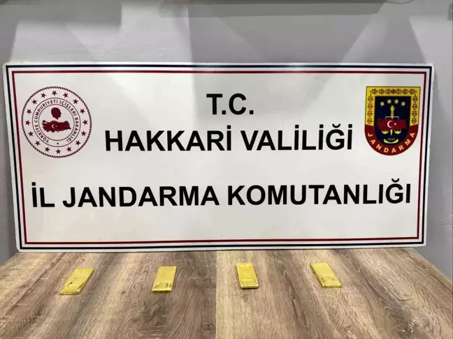 Hakkari'de Şüpheli Araçta 4 Kilo Külçe Altın Ele Geçirildi