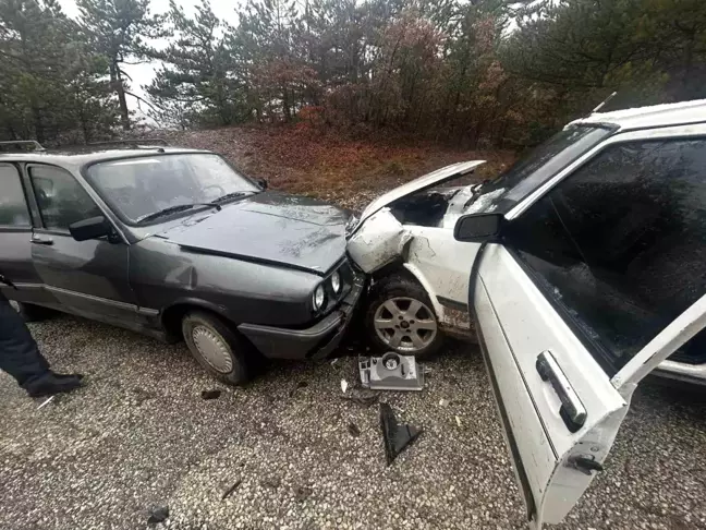 Kastamonu'da Trafik Kazası: 2 Yaralı