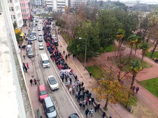 Samsun'da Emeklilerden Daha Adil Maaş Talebiyle Yürüyüş