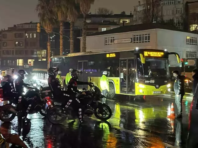 İstanbul'da Yeni Yıl Öncesi Güvenlik Uygulamaları Başladı