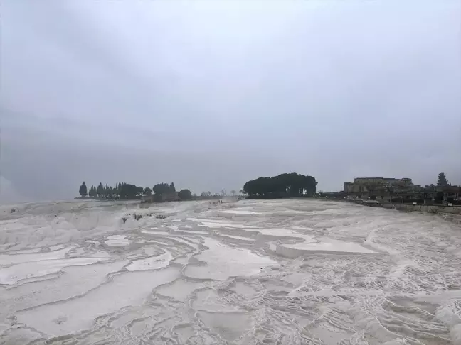 Pamukkale'de Yılbaşı Doluluğu Yüzde 100'e Ulaşacak