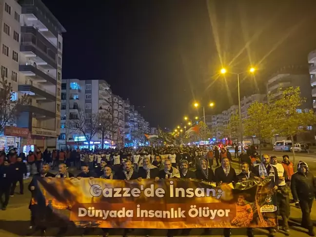 Diyarbakır'da Gazze İçin Protesto Yürüyüşü