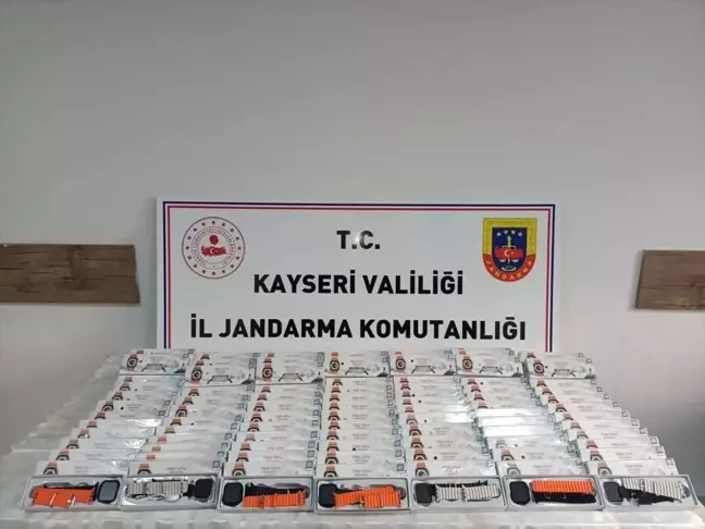 Kayseri'de 121 Kaçak Akıllı Saat Ele Geçirildi