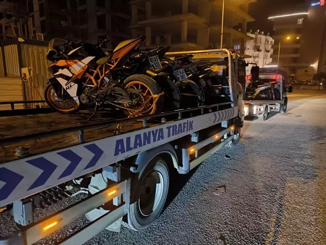 Alanya'da Motosiklet Yarışına Ceza Yağdı